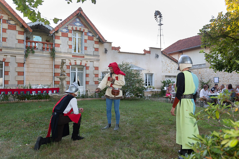 Soirée médiévale au Château Nodot avec diner médiéval et animations médiévales